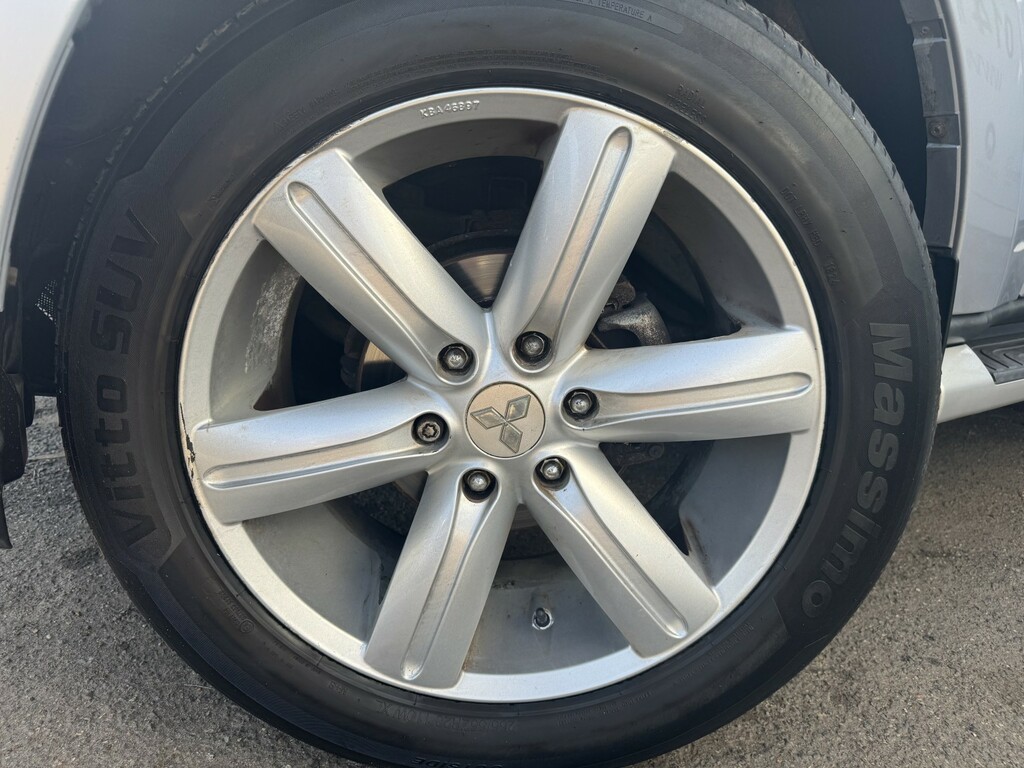 Mitsubishi Shogun 3.2 Di-dc Diamond Silver #6