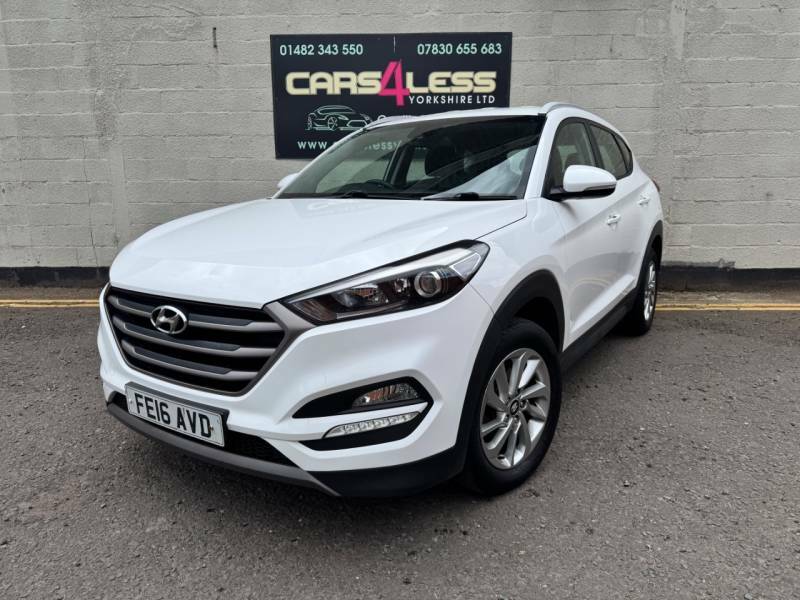 Hyundai Tucson 1.7 Crdi Blue Drive Se Nav 2Wd White #2