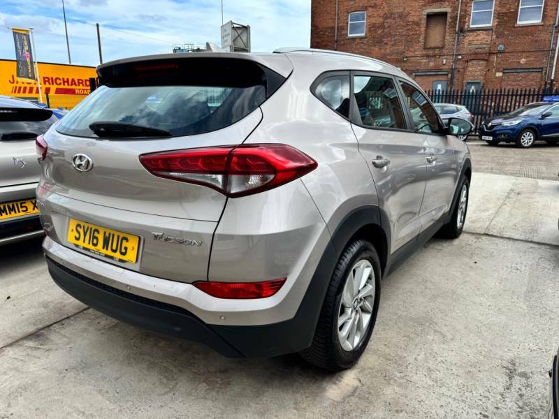 Hyundai Tucson 1.7 Crdi Blue Drive Se Nav 2Wd Beige #6