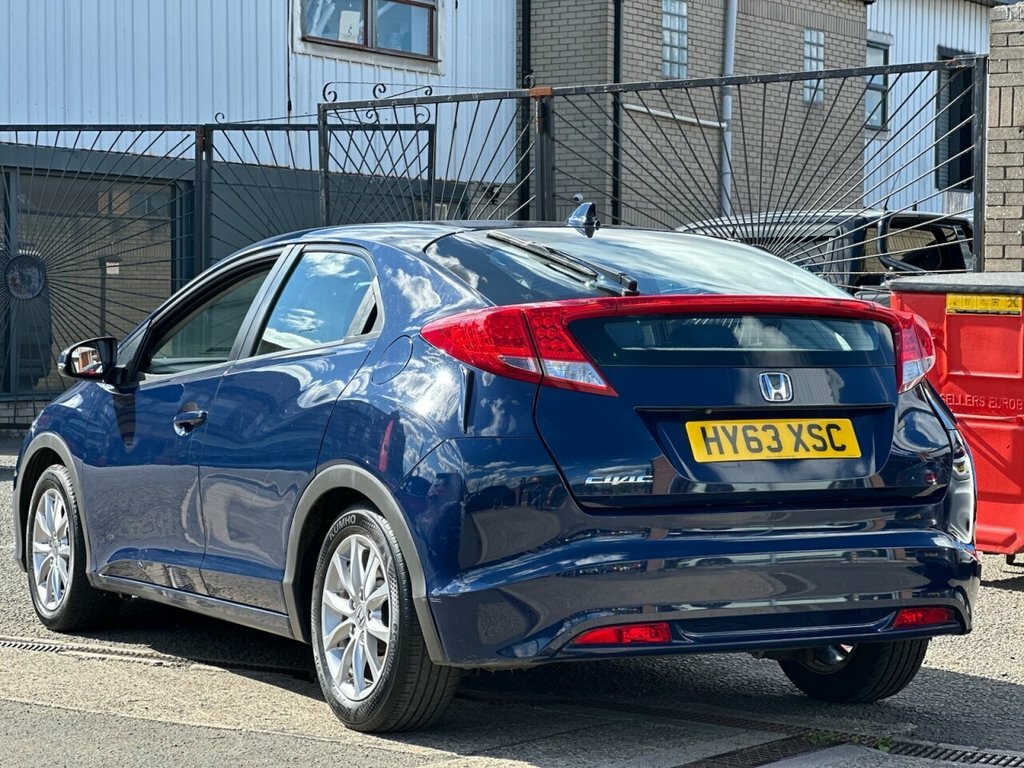 Honda Civic 1.8L Es Blue #4