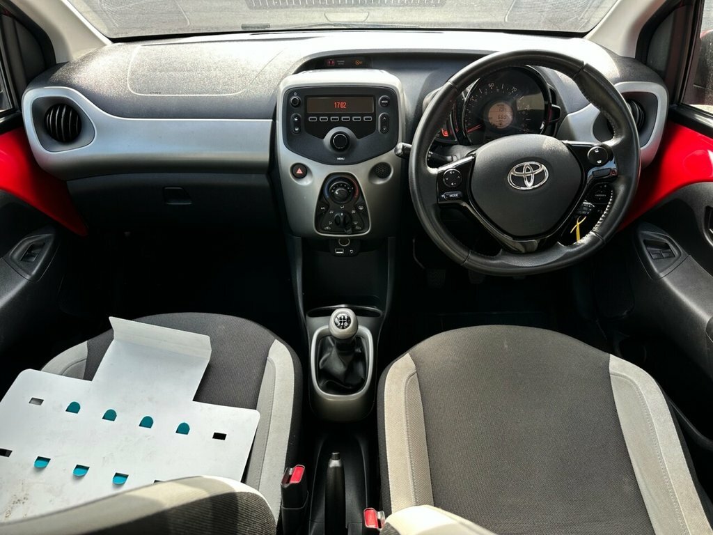 Toyota Aygo 1L X-play SG15ANR Red #6