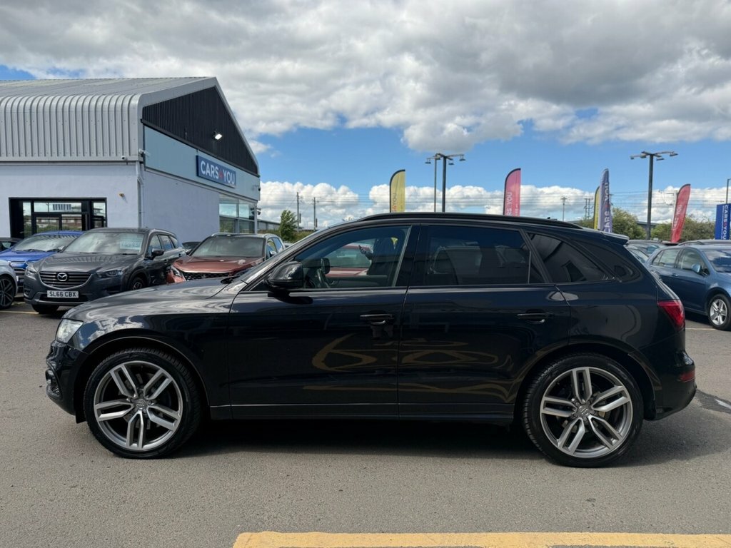 Audi SQ5 3L Plus P19PBL Black #4