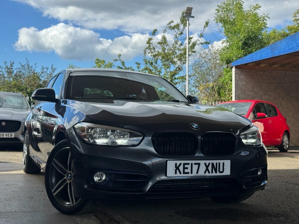 BMW 1 Series 2L Sport Grey