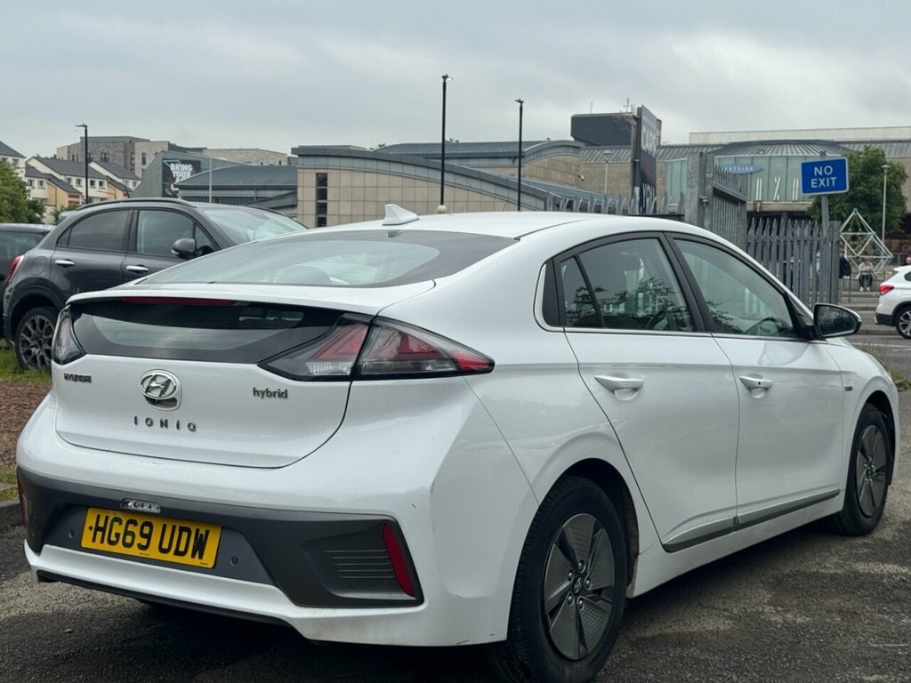 Hyundai Ioniq 1L Premium HG69UDW White #6