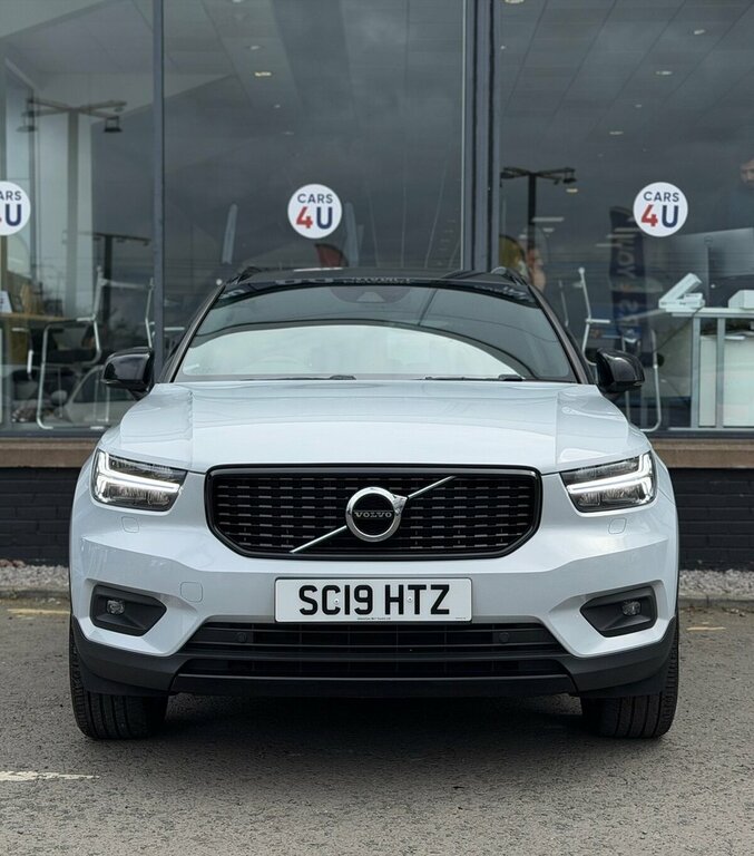 Volvo XC40 2L R-design Pro SC19HTZ Silver #2