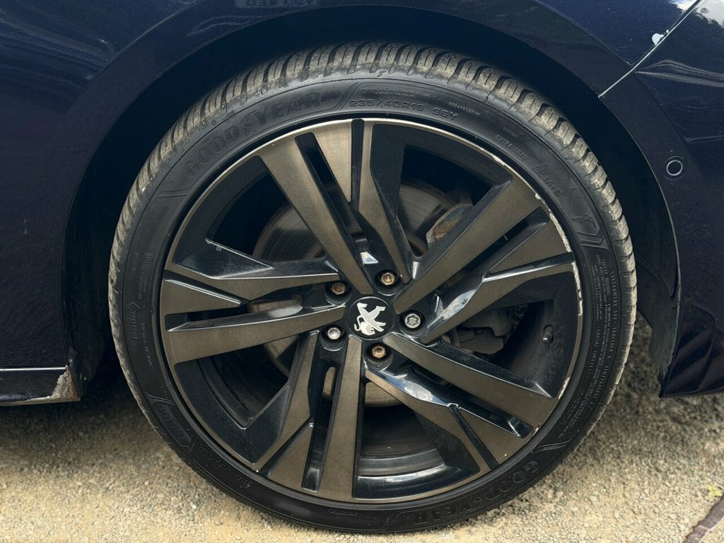 Peugeot 508 First Edition Red #8