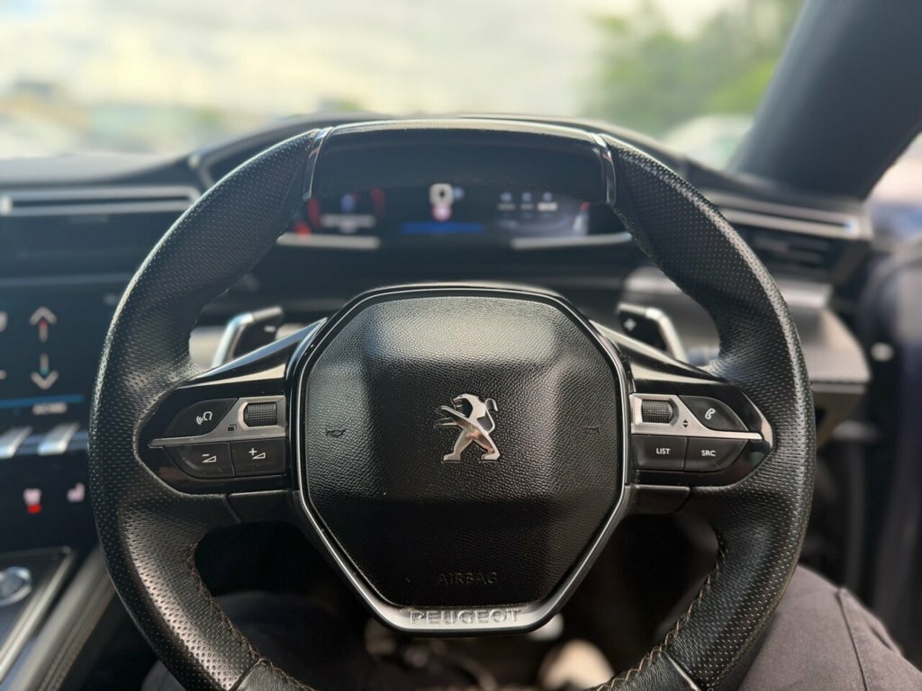 Peugeot 508 First Edition Red #22
