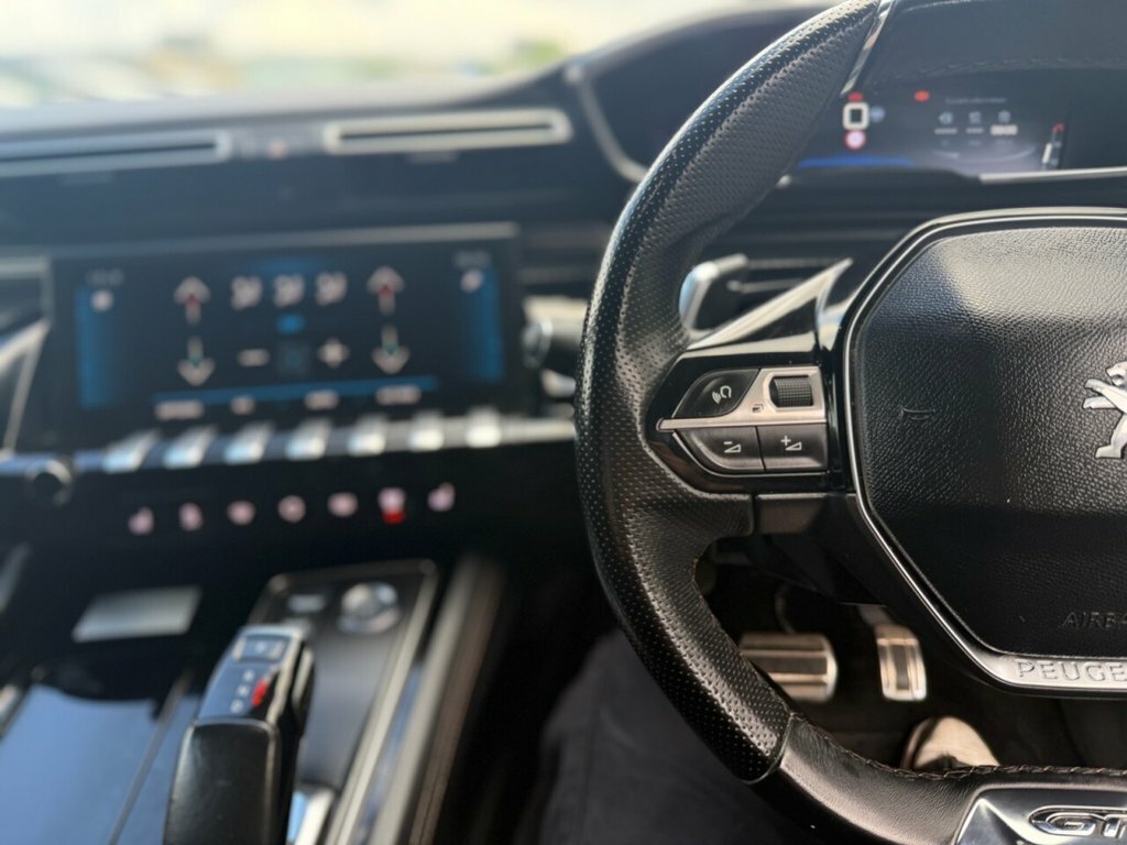Peugeot 508 First Edition Red #24