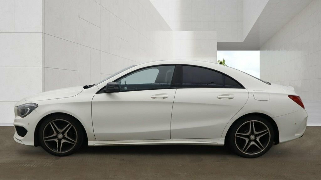 Mercedes-Benz CLA Class 1.6L Amg Sport White #6
