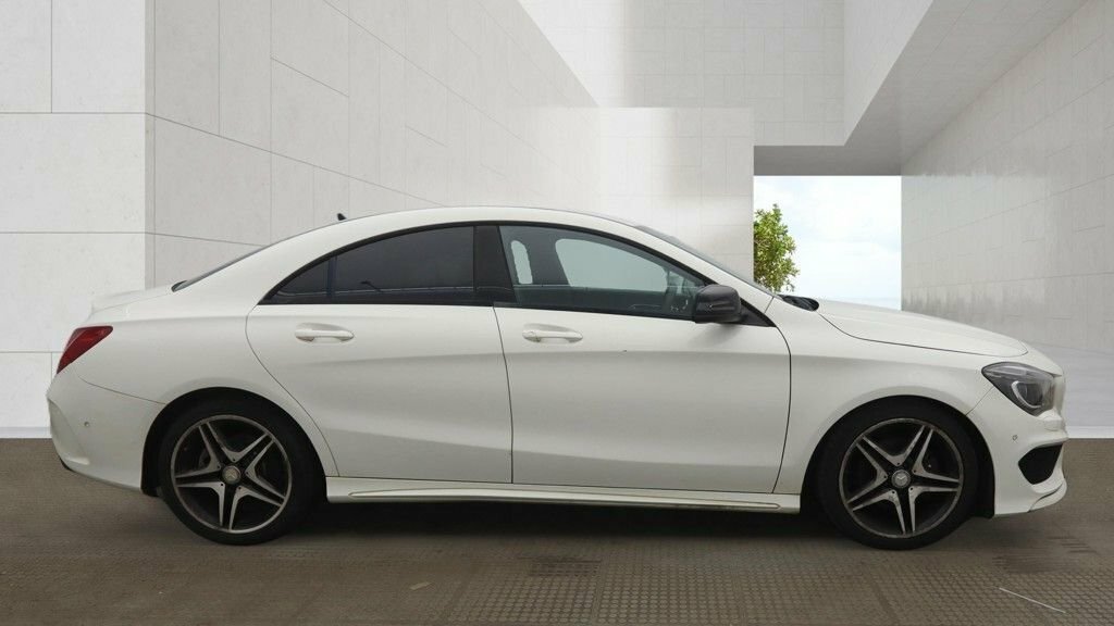 Mercedes-Benz CLA Class 1.6L Amg Sport White #5