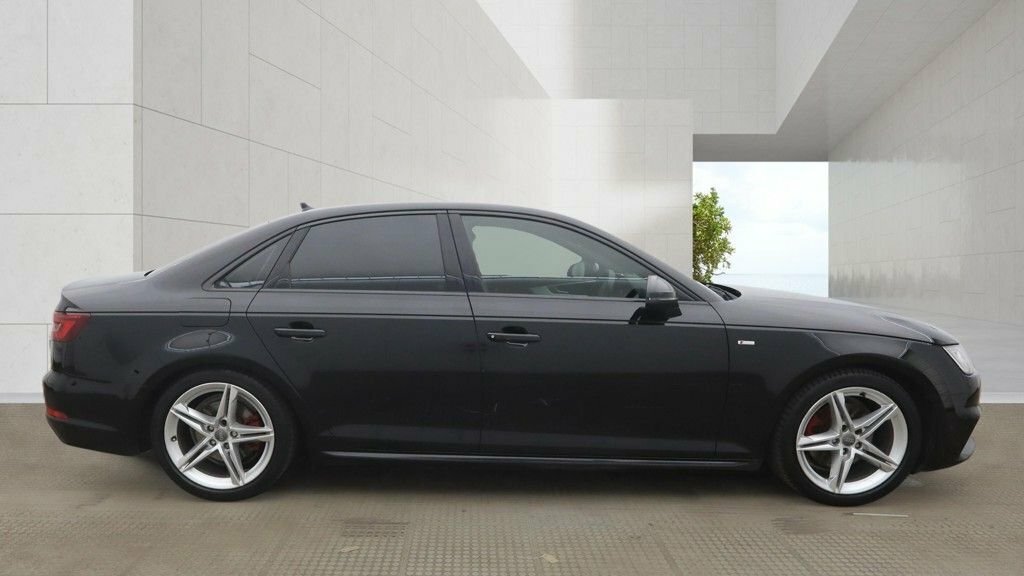Audi A4 1.4L S Line Black #5