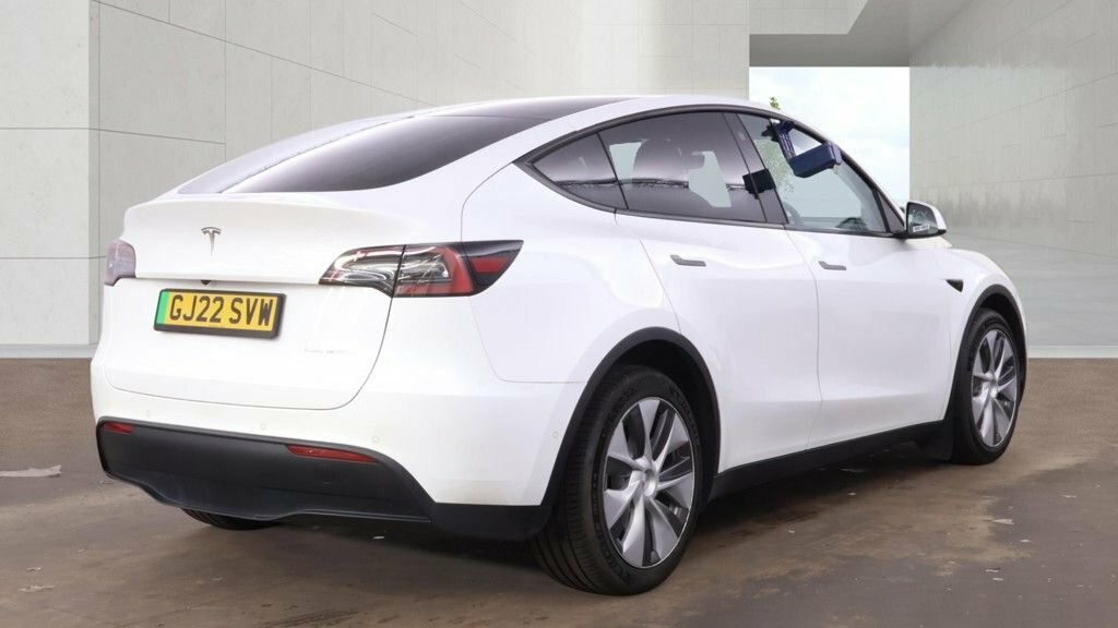 Tesla Model Y Suv White #4
