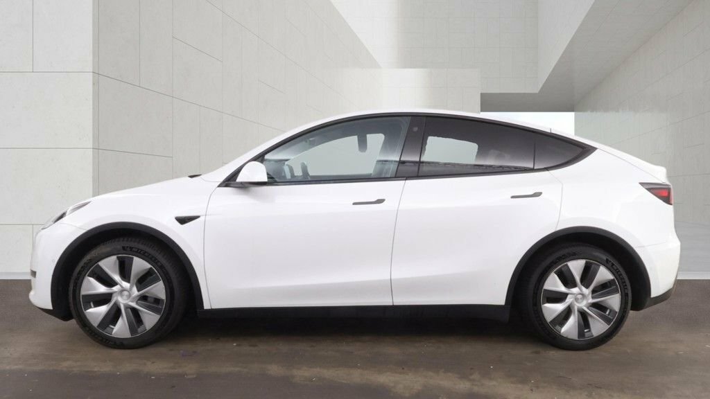 Tesla Model Y Suv White #6