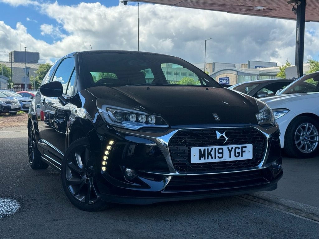 DS DS 3 1.2L Forever Black