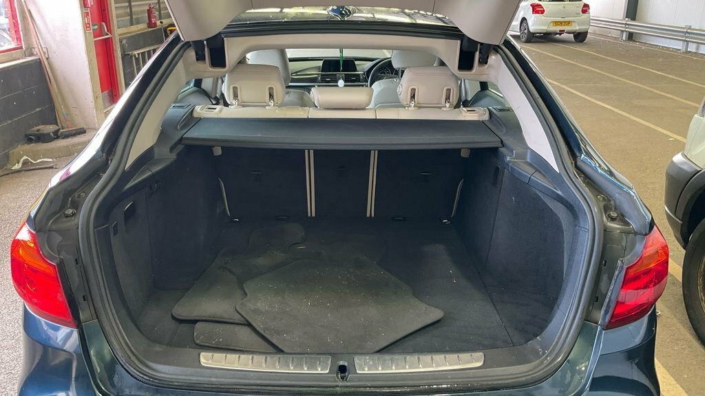 BMW 3 Series Gran Turismo Gran Turismo 2.0 320D Luxury Gt Euro 6 Ss Black #9