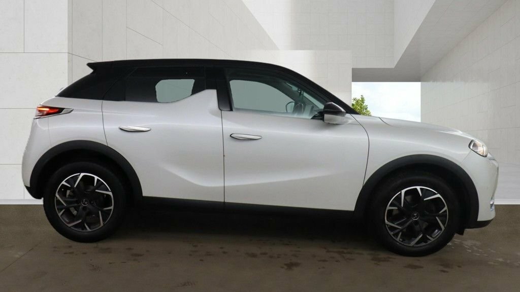 DS DS 3 Crossback 1.2L Prestige White #5