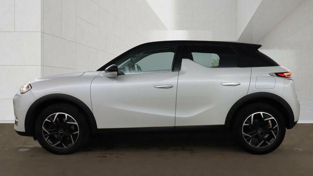DS DS 3 Crossback 1.2L Prestige White #6