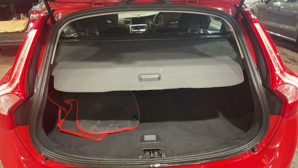 Volvo V60 2.0 T4 Grey #9