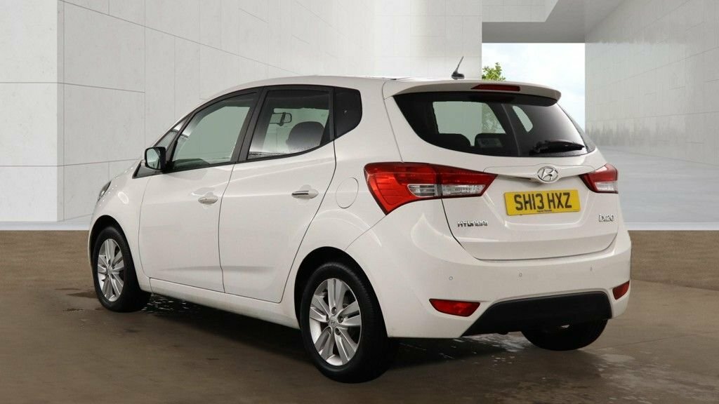 Hyundai Ix20 1.6L Style White #3