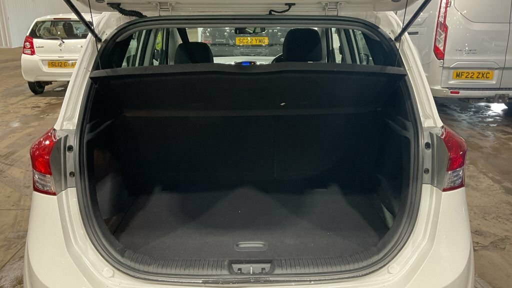 Hyundai Ix20 Active Grey #9
