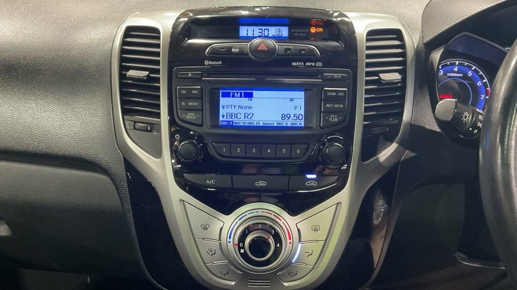 Hyundai Ix20 Active Grey #13