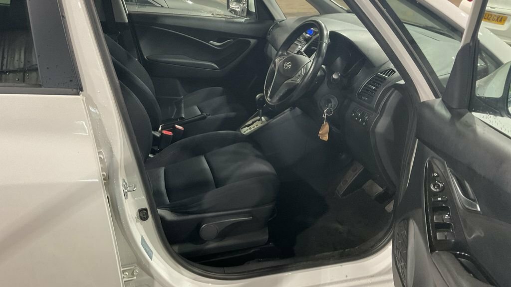 Hyundai Ix20 Active Grey #11