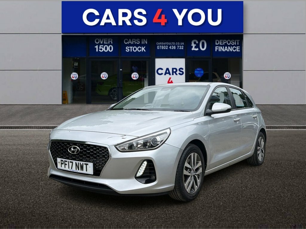 Hyundai I30 1L Se Nav Silver #3