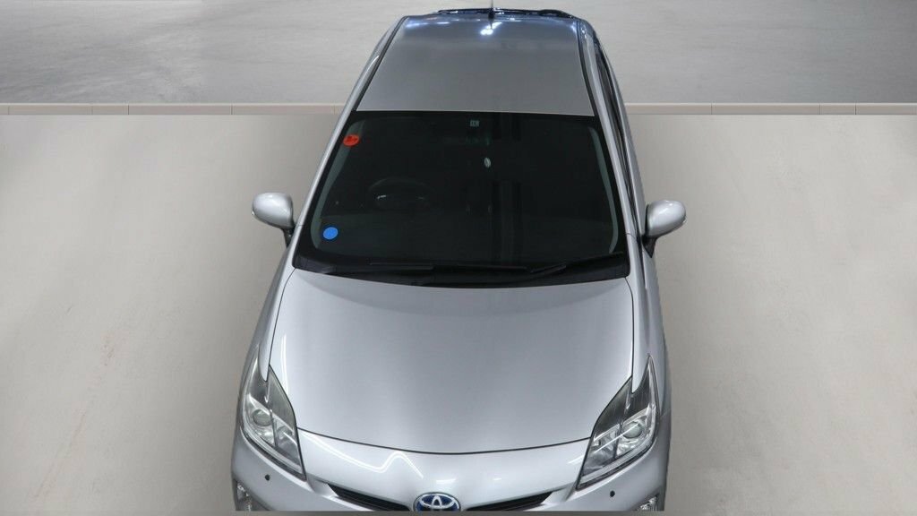 Toyota Prius Hatchback Blue #7