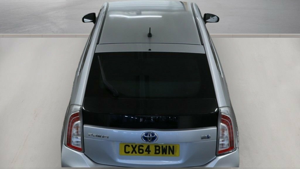 Toyota Prius Hatchback Blue #8