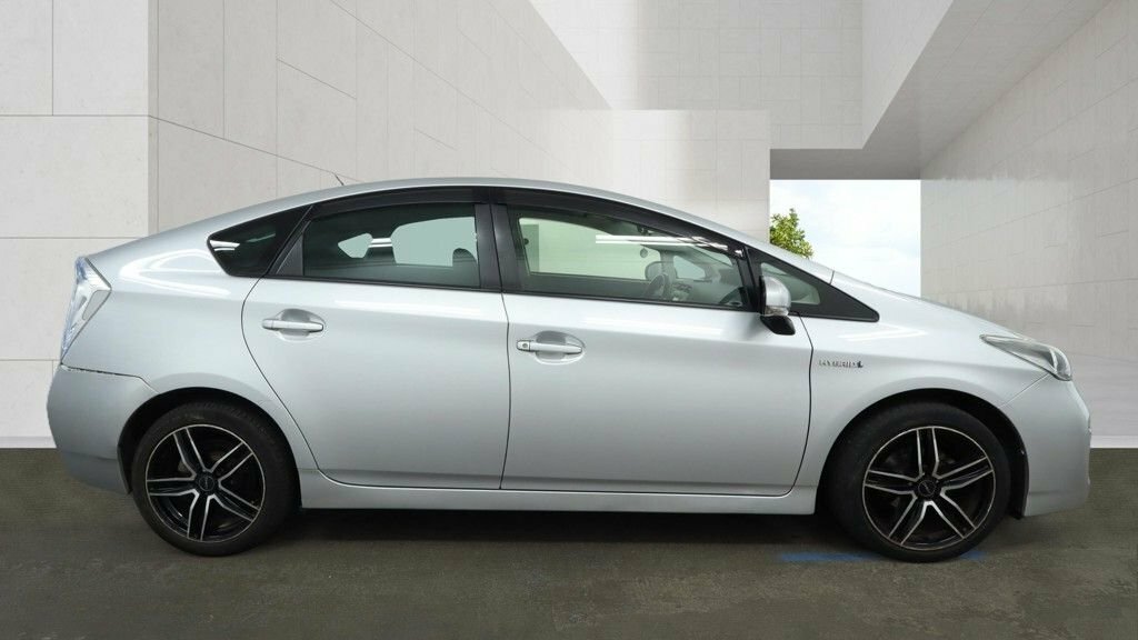 Toyota Prius Saloon CX64BWN Silver #5