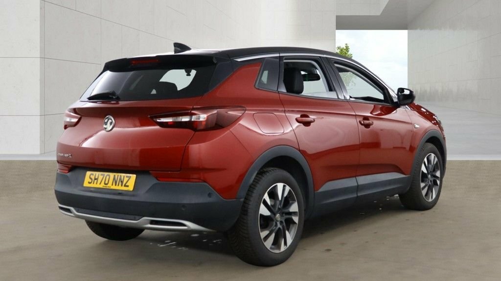 Vauxhall Grandland X 1.2L Sri Nav Red #4