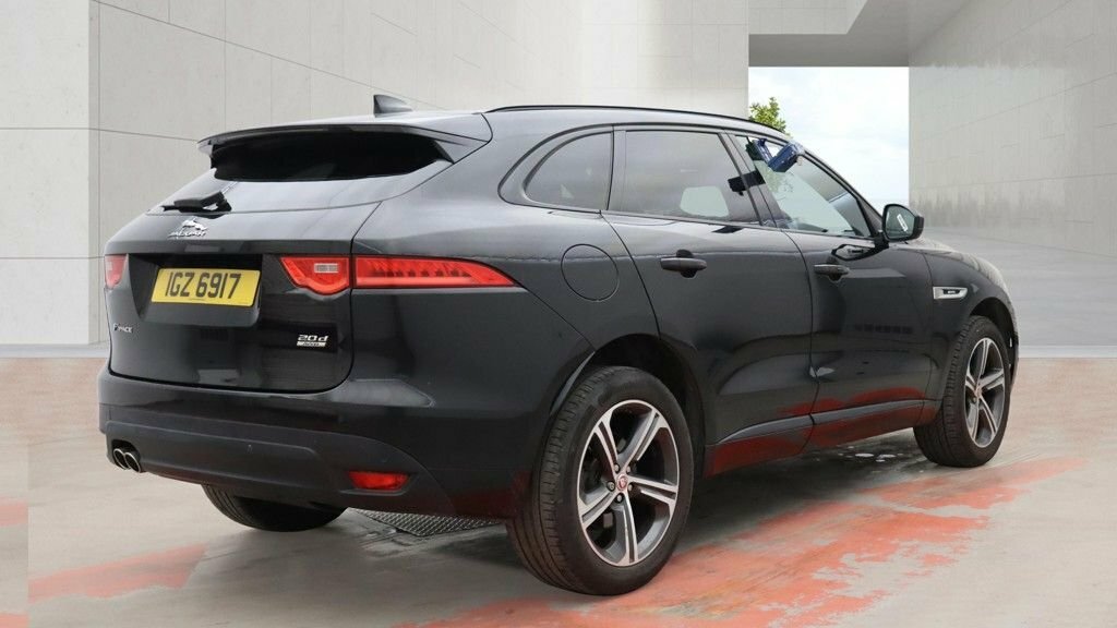Jaguar F-Pace 2L R-sport Black #4