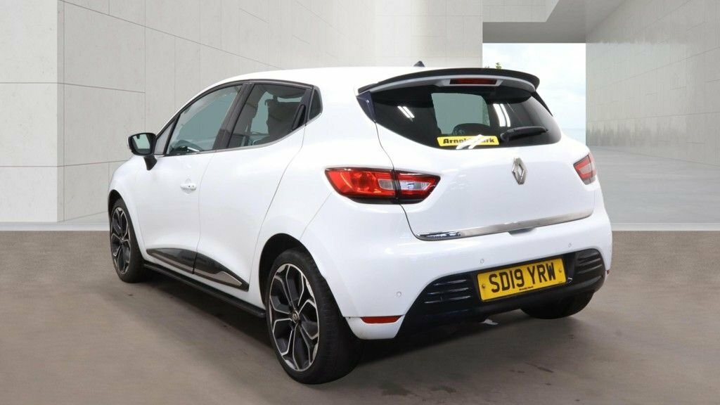 Renault Clio 1.5L Iconic White #3