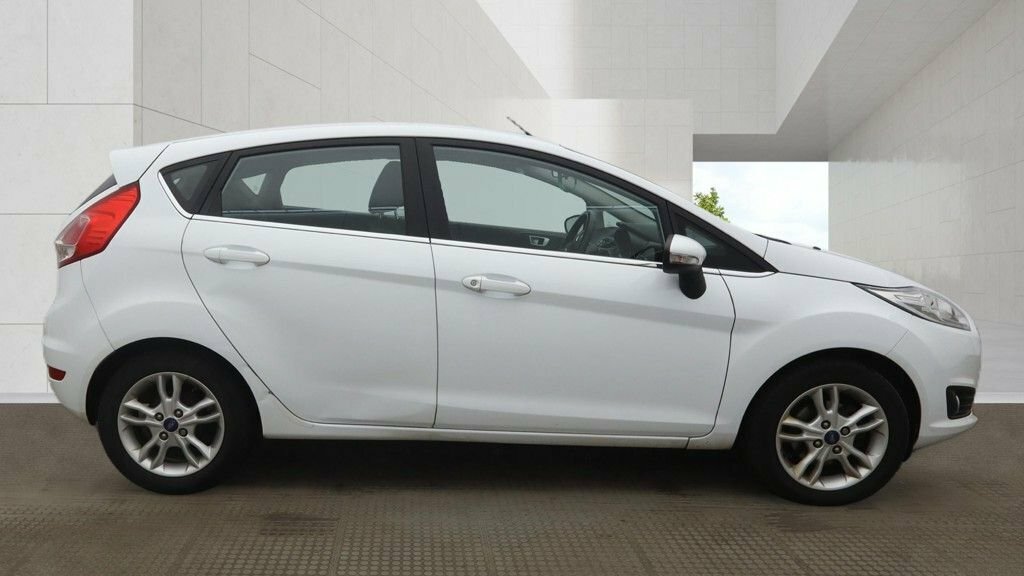 Ford Fiesta 1.3L Zetec White #5