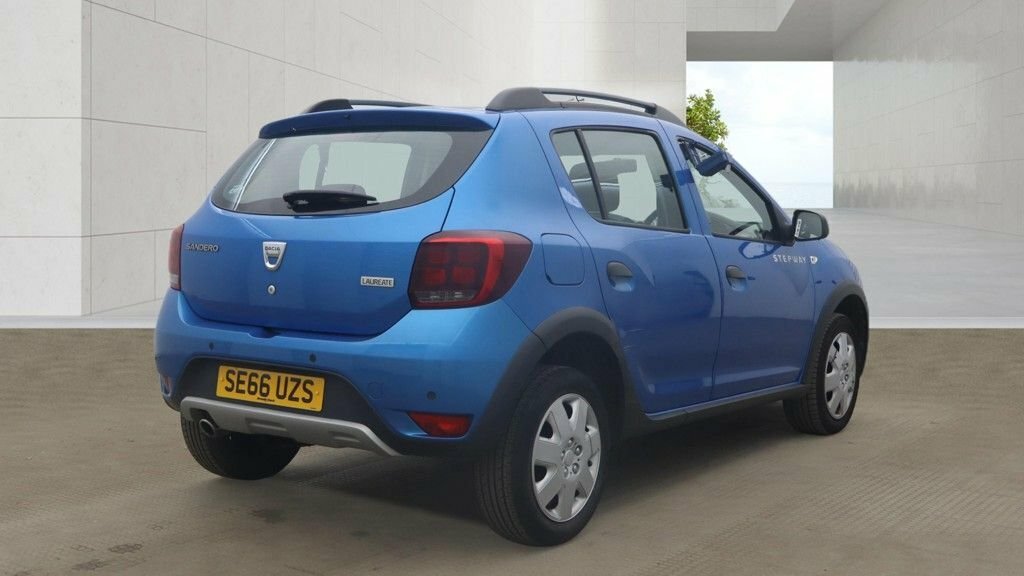 Dacia Sandero Stepway 1.5L Laureate Blue #4