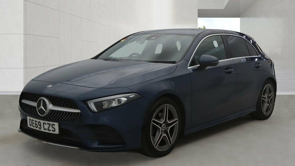 Mercedes-Benz A Class 1.3L Amg Line Blue #2