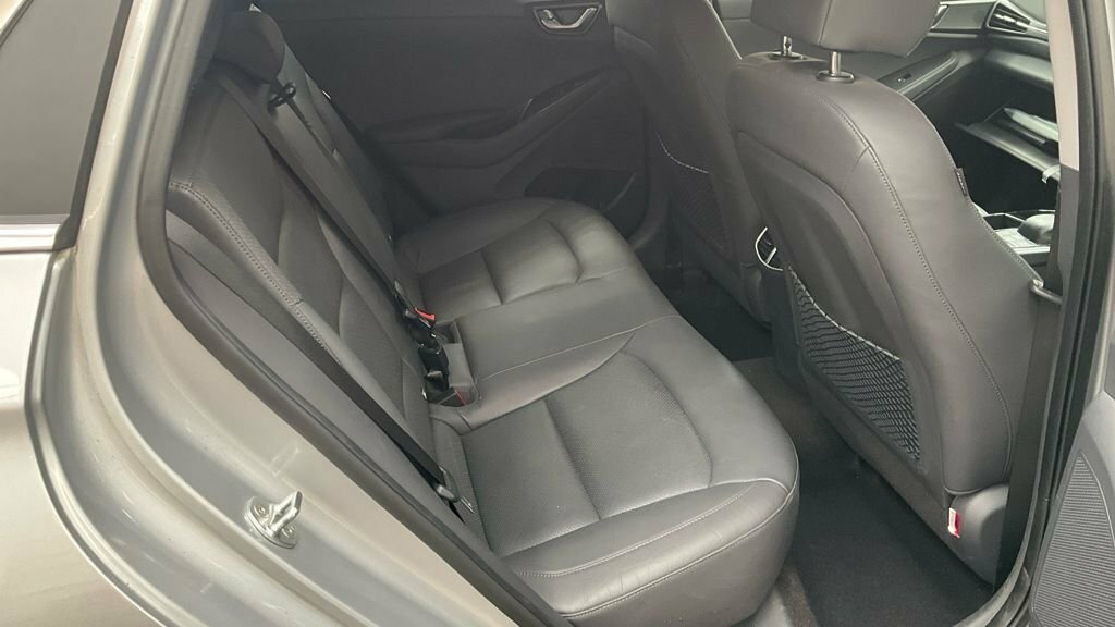 Hyundai Ioniq Hatchback Silver #10
