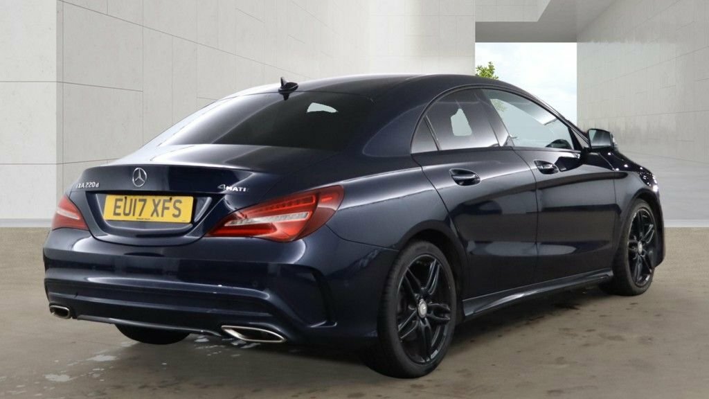 Mercedes-Benz CLA Class 2.1L Amg Line Blue #4