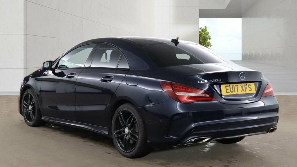 Mercedes-Benz CLA Class 2.1L Amg Line Blue #3