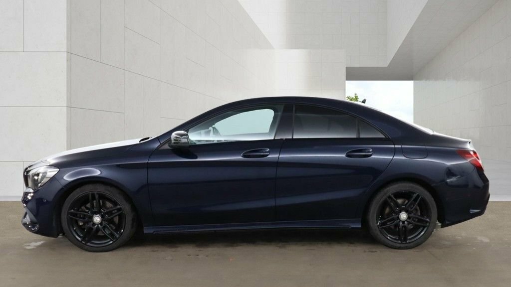 Mercedes-Benz CLA Class 2.1L Amg Line Blue #6
