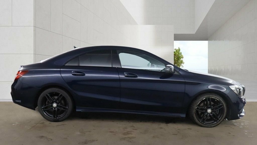 Mercedes-Benz CLA Class 2.1L Amg Line Blue #5
