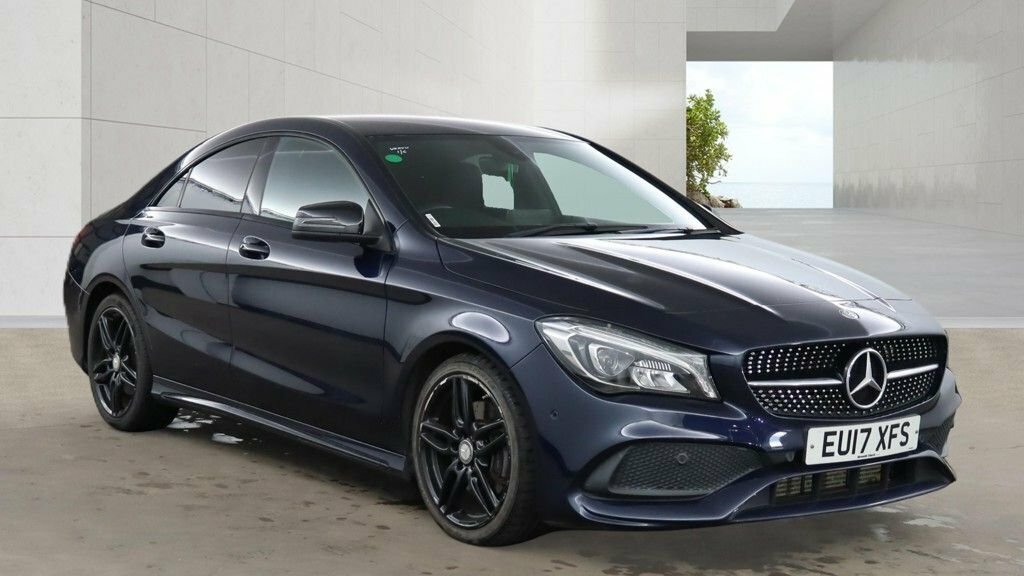 Mercedes-Benz CLA Class 2.1L Amg Line Blue