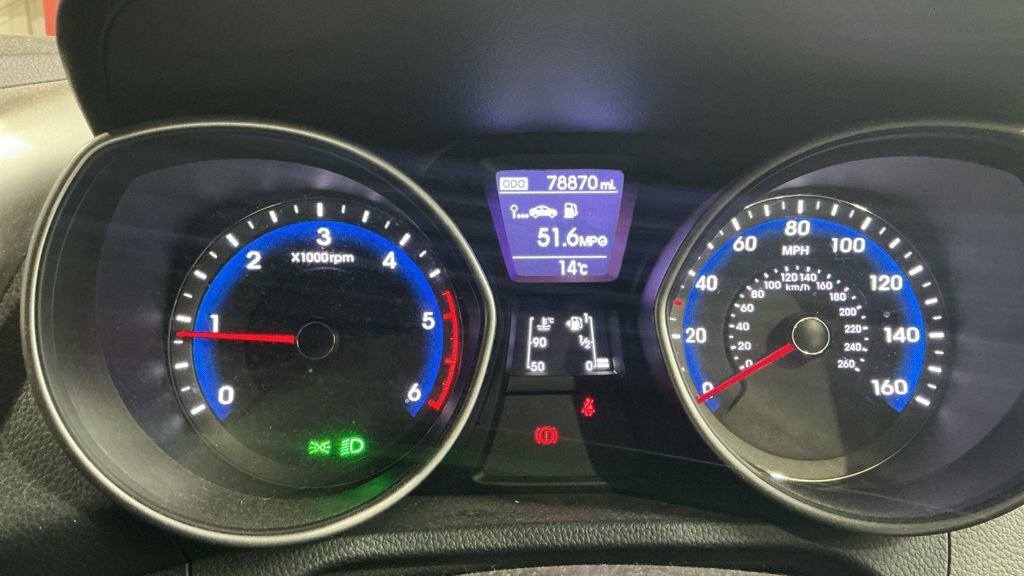 Hyundai I30 1.6 Crdi Active Black #11