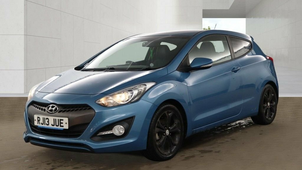 Hyundai I30 1.6L Sport Blue #2