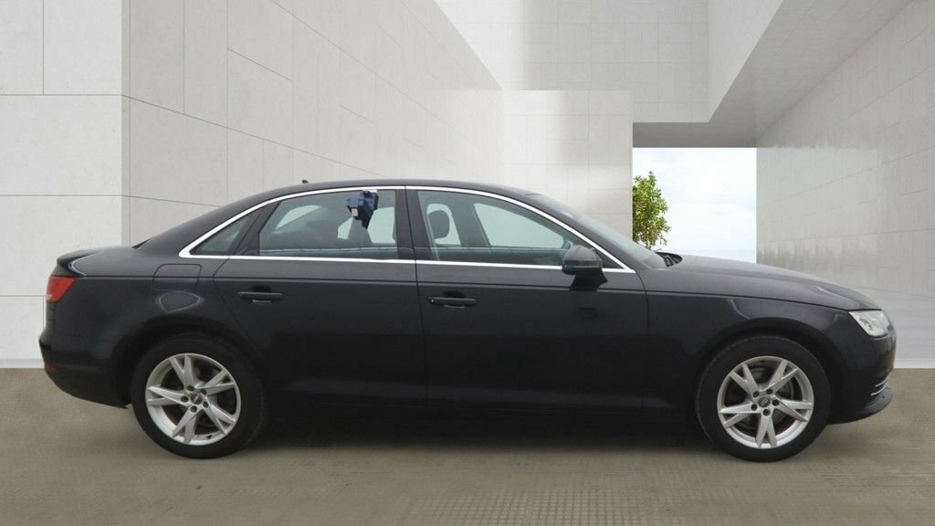 Audi A4 1.4L Sport Black #5