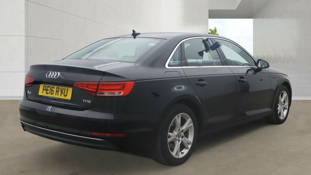 Audi A4 1.4L Sport Black #4