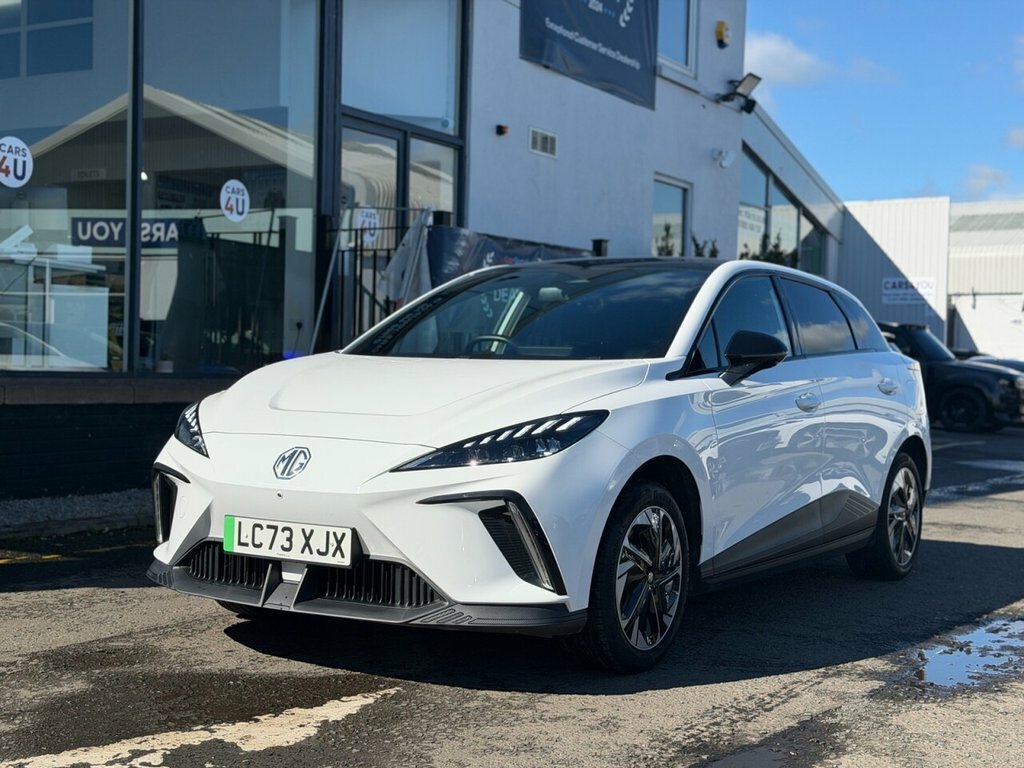 MG 1100 Hatchback White #3