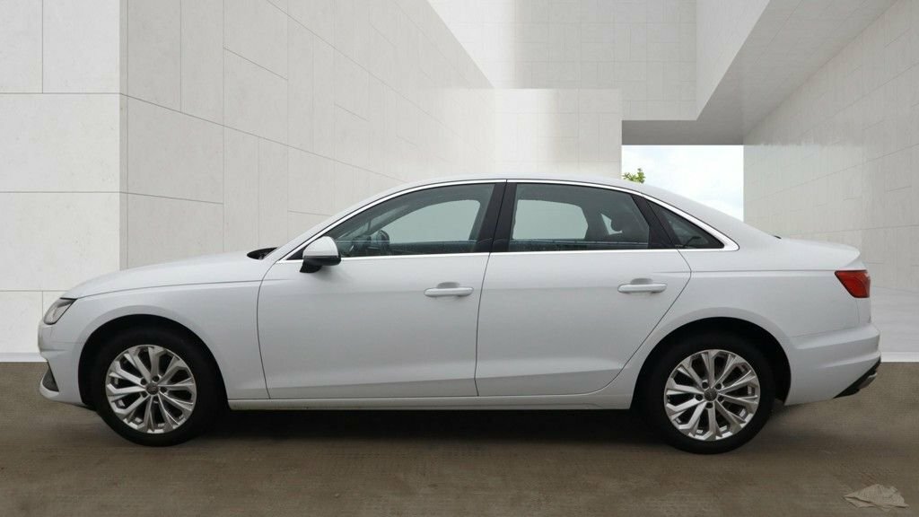Audi A4 2L Technik White #6