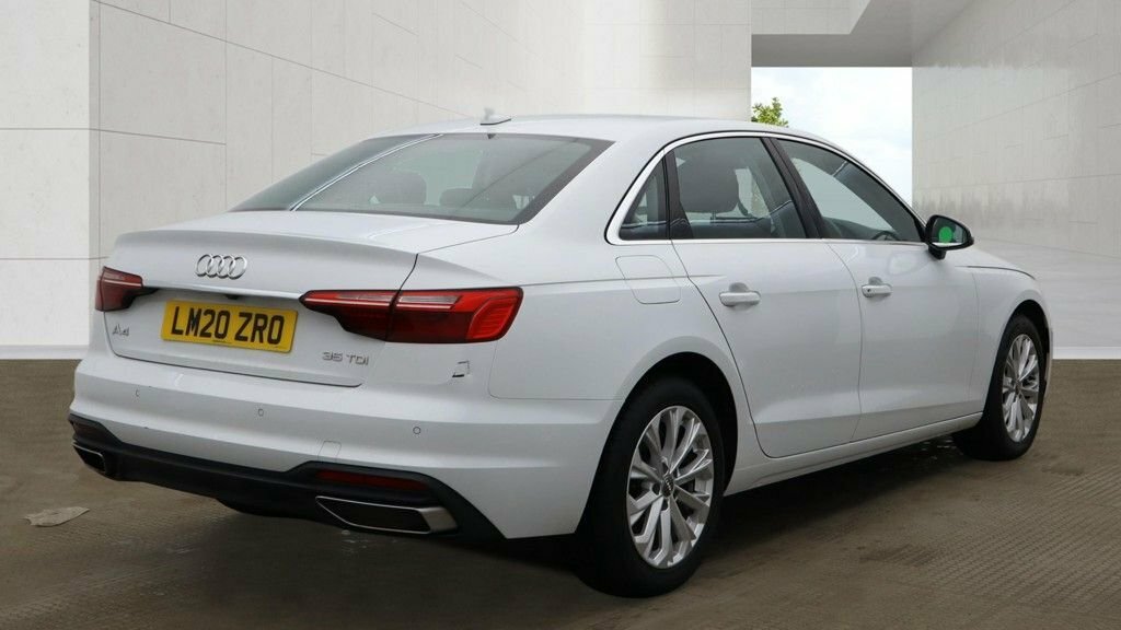 Audi A4 2L Technik White #4