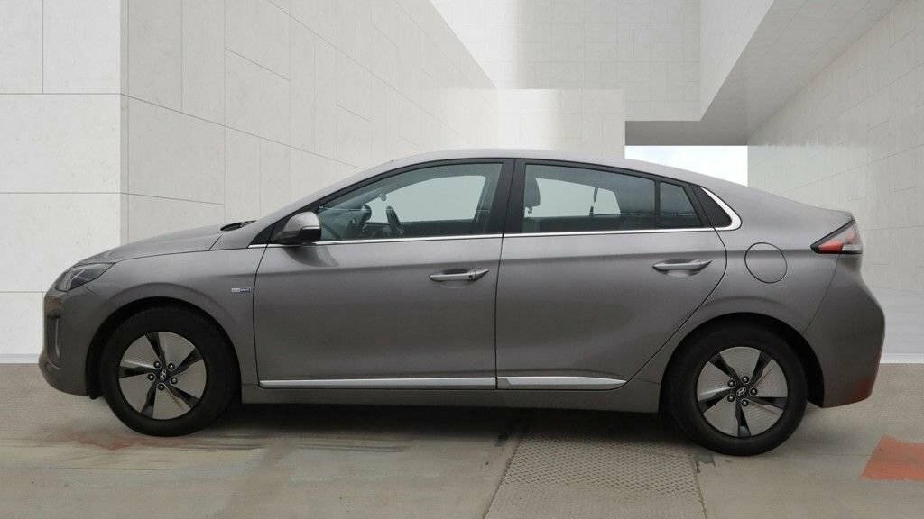 Hyundai Ioniq 1.6L Premium Grey #5